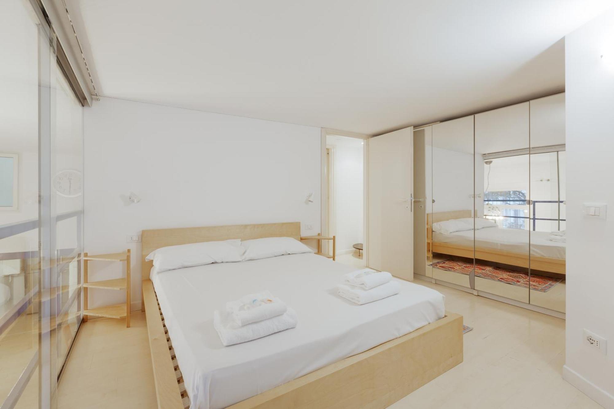 Apartamento Sant'Agostino - Charming Retreat 210M From M2 Milán Exterior foto